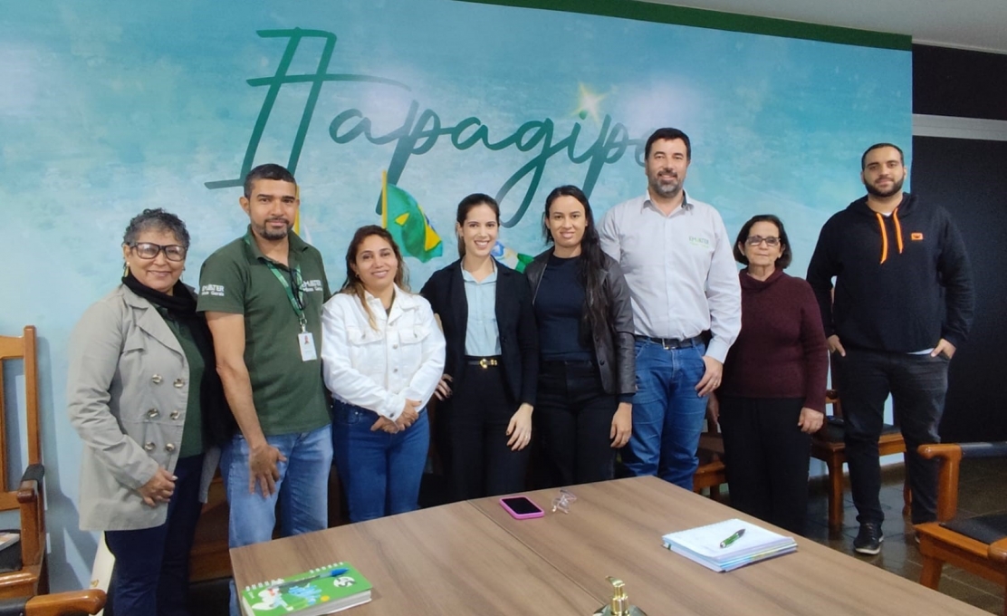 A Emater, juntamente com a Prefeitura de Itapagipe, realizou uma importante reunião com foco na alimentação escolar 