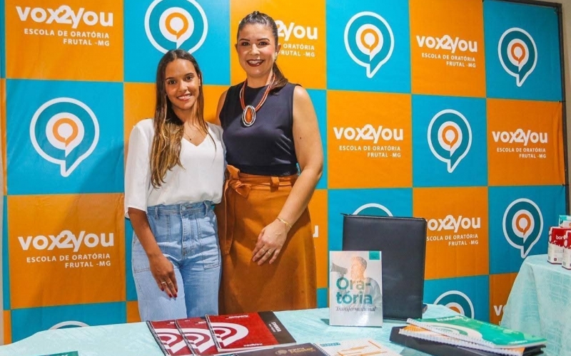Parceria entre Vox2you, Sicoob e Prefeitura de Itapagipe promove noite inspiradora sobre o poder da voz