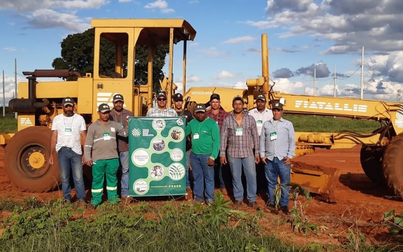 Durante a semana passada foi realizado mais um curso de Operador de Motoniveladora em parceria com o SENAR